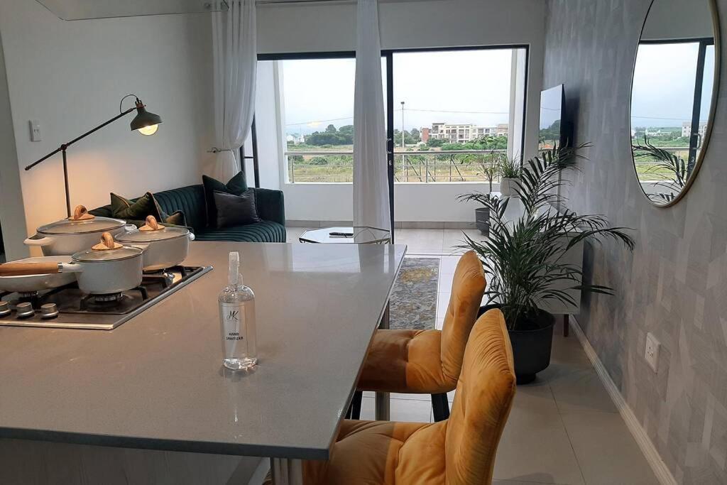 Mikeys Place On New: 2Bed2Bath No.1 With Free Wifinetflix Midrand Esterno foto